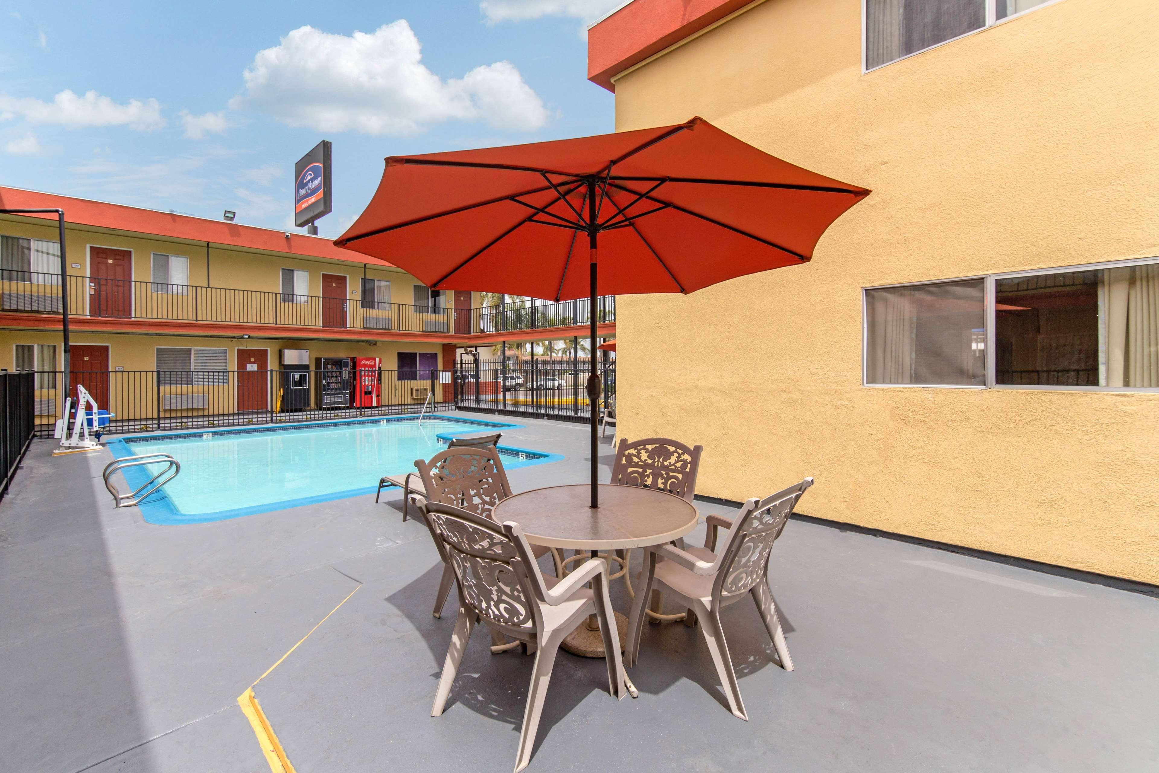Howard Johnson Suites By Wyndham San Diego Chula Vista Bayfront Exterior foto